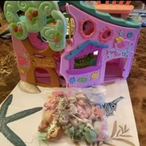 Littlest Pet Shop Club house